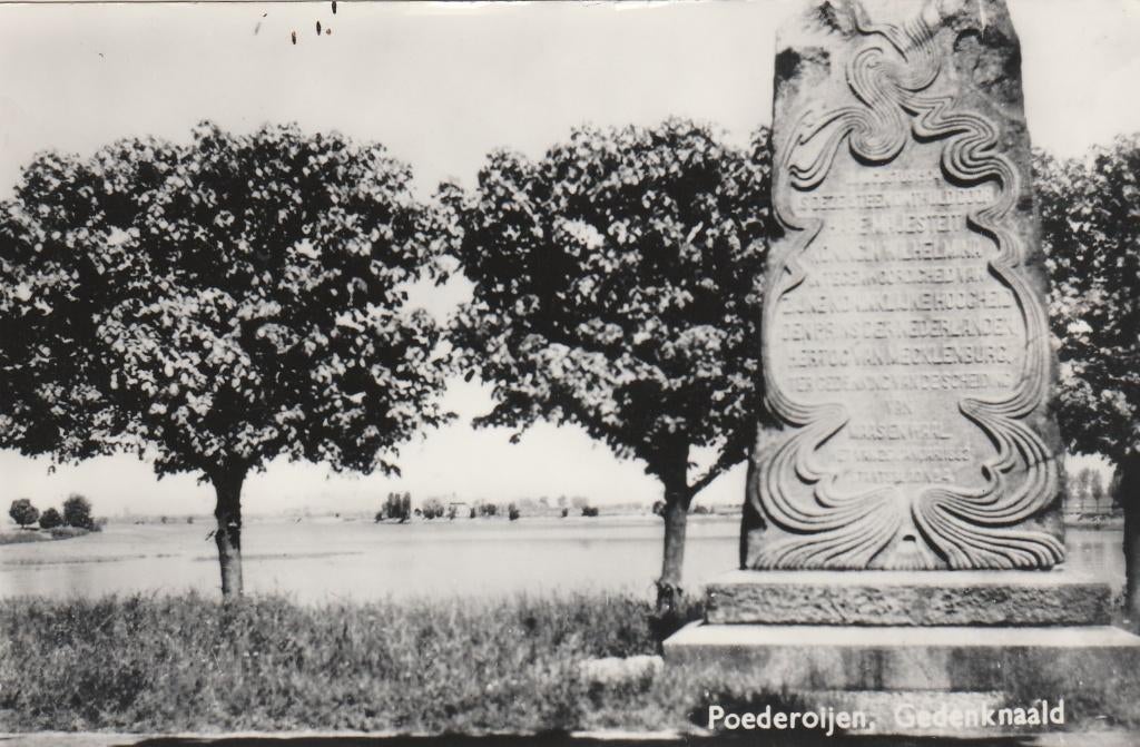 POEDEROIJEN Gedenknaald, Verzamelen, Ansichtkaarten | Nederland, Verzenden, 1960 tot 1980, Gelopen, Gelderland