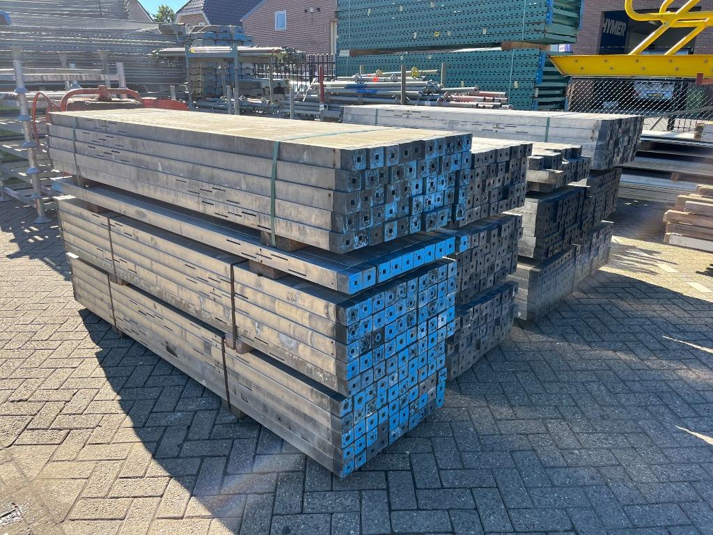 Aluminium metselprofielen/metsel/metselen profielen 250CM, Doe-het-zelf en Verbouw, Metselstenen, Ophalen, Gebruikt, Overige typen