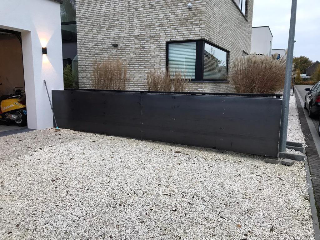 Foto 2 van Cortenstalen xl bloembakken maatwerk