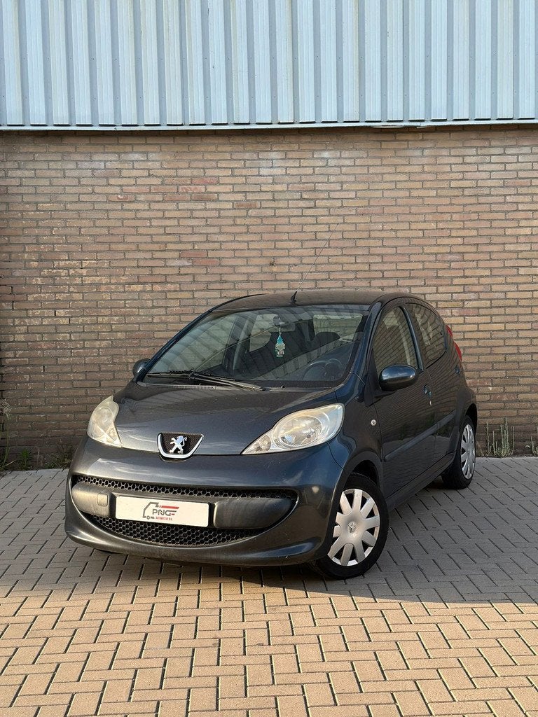 Peugeot 107 1.0-12V AIRCO - ELETRISCHE RAMEN, Voorwielaandrijving, Gebruikt, 4 stoelen, 68 pk