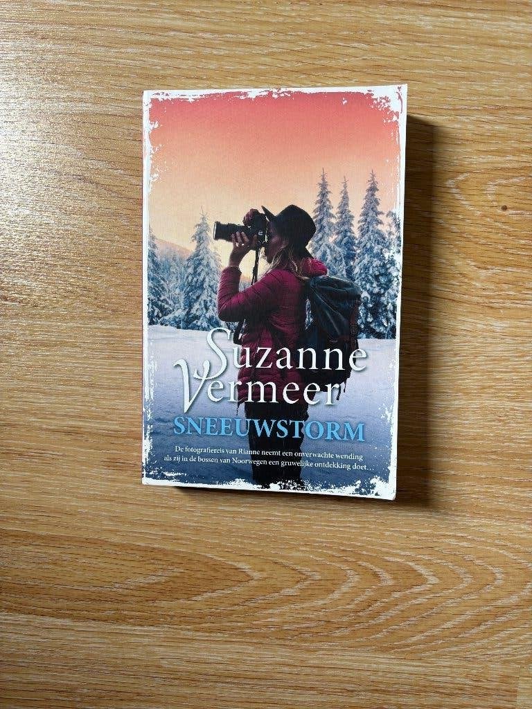Suzanne Vermeer - Sneeuwstorm, Boeken, Ophalen of Verzenden, Gelezen