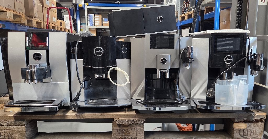 Te Koop: 8 gebruikte Jura's voor de sleutelaar, Ophalen, Gebruikt, 10 kopjes of meer, Koffiemachine