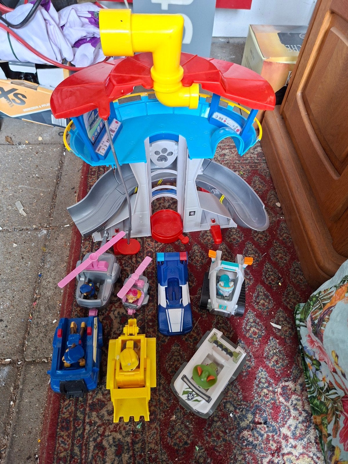 Paw Patrol Uitkijktoren met Voertuigen en Figuren, Kinderen en Baby's, Speelgoed | Actiefiguren, Ophalen of Verzenden, Gebruikt