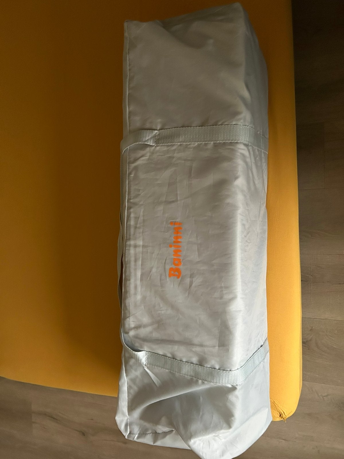 Opvouwbaar reisbedje Baninni grijs, Kinderen en Baby's, Kinderkamer | Bedden, Ophalen, Zo goed als nieuw, Minder dan 140 cm, Matras