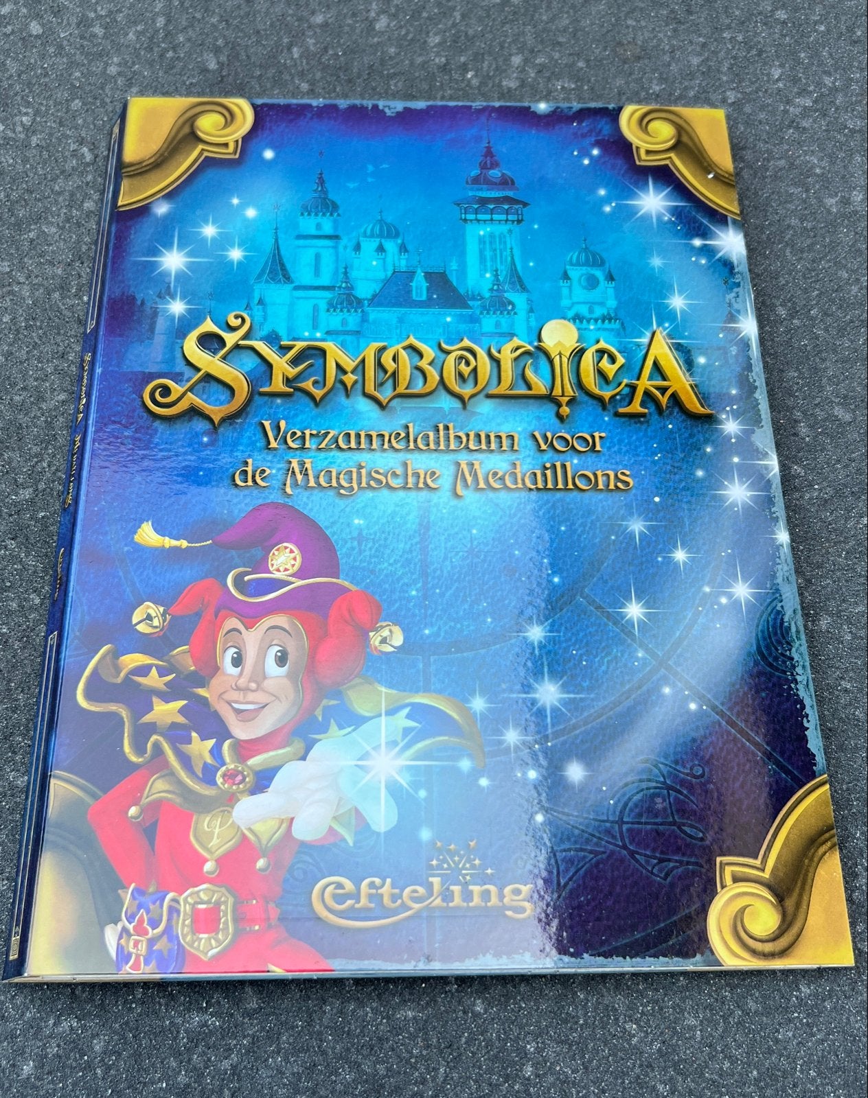 Efteling Symbolica Verzamelalbum voor Magische Medaillons, Verzamelen, Ophalen of Verzenden, Zo goed als nieuw, Overige typen