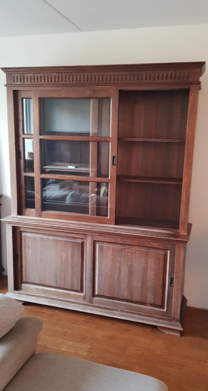 Houten buffetkast / virtinekast met glazen schuifdeuren, Ophalen, 100 tot 150 cm, Glas, 150 tot 200 cm