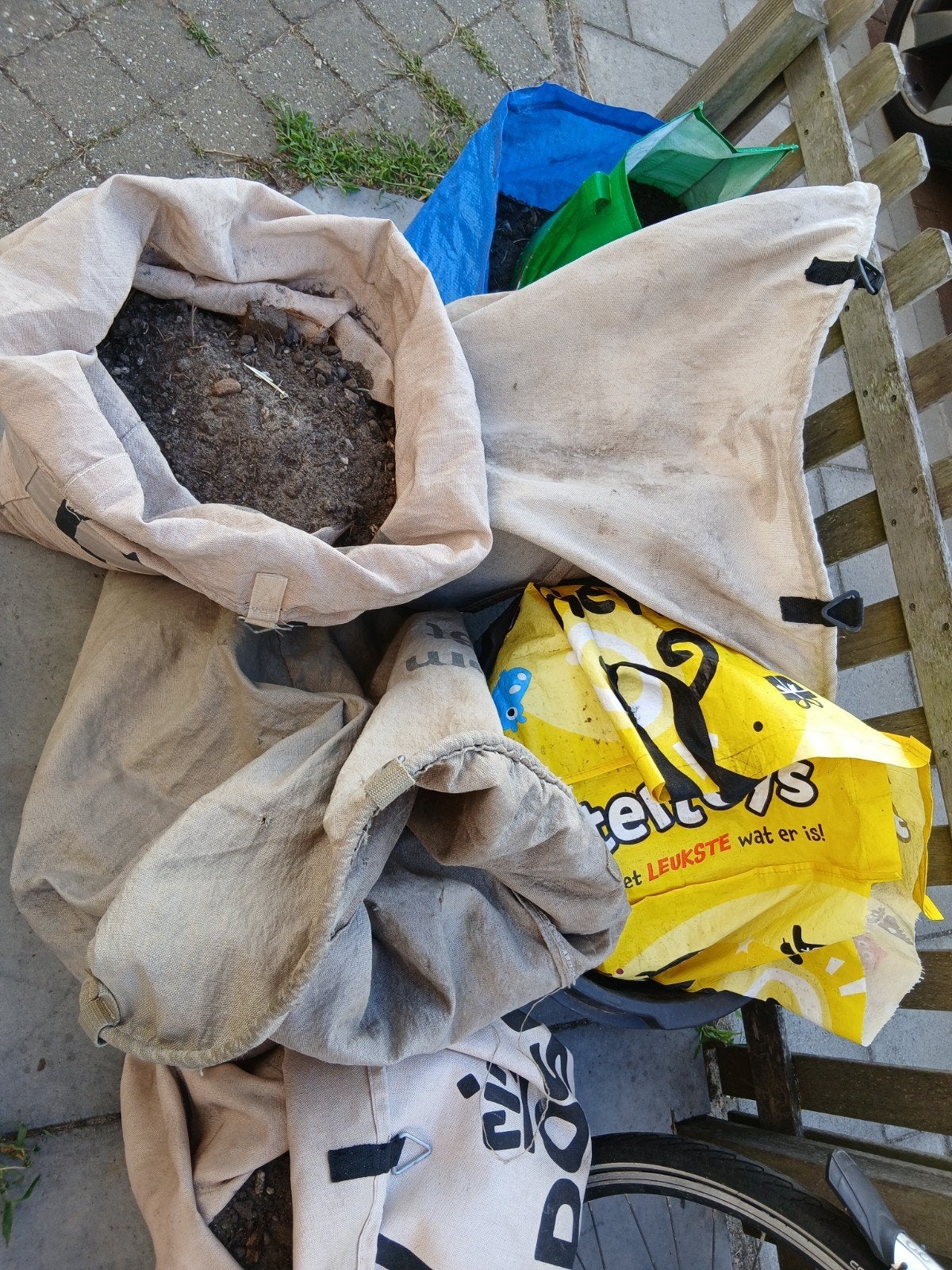Grond voor de tuin. Gratis, Tuin en Terras, Zand, Ophalen of Verzenden, Gebruikt, Ophoogzand