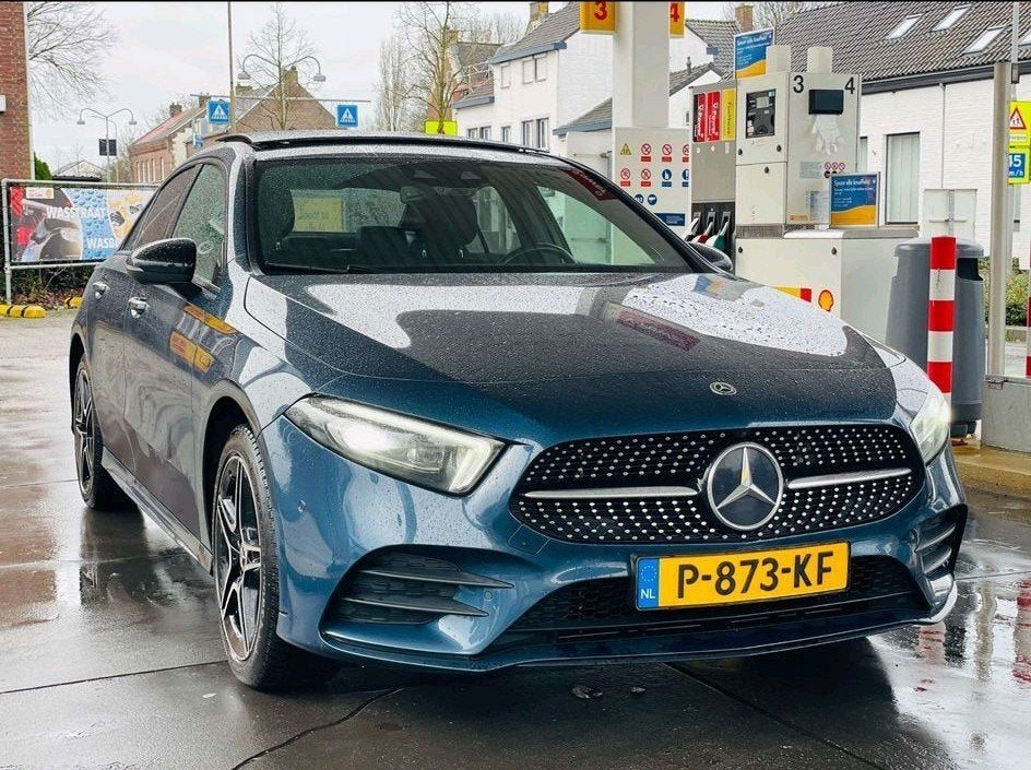 Mercedes A 250 e AMG  | 360° Camera | Full option, Auto's, Euro 5, Zwart, Bi-Xenon koplampen, Alcantara