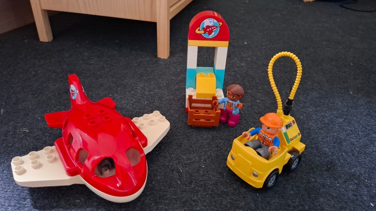 Duplo Vliegtuig, auto en bagage ontvangst, Kinderen en Baby's, Speelgoed | Duplo en Lego, Ophalen, Duplo
