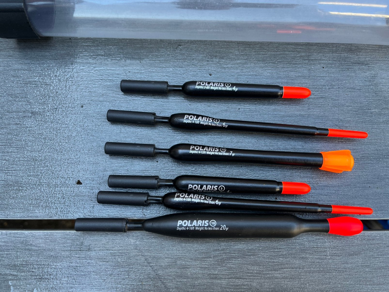 Dobberkoker met 6 x Polaris dobber nieuw, Ophalen of Verzenden, Zo goed als nieuw, Dobber of Lood