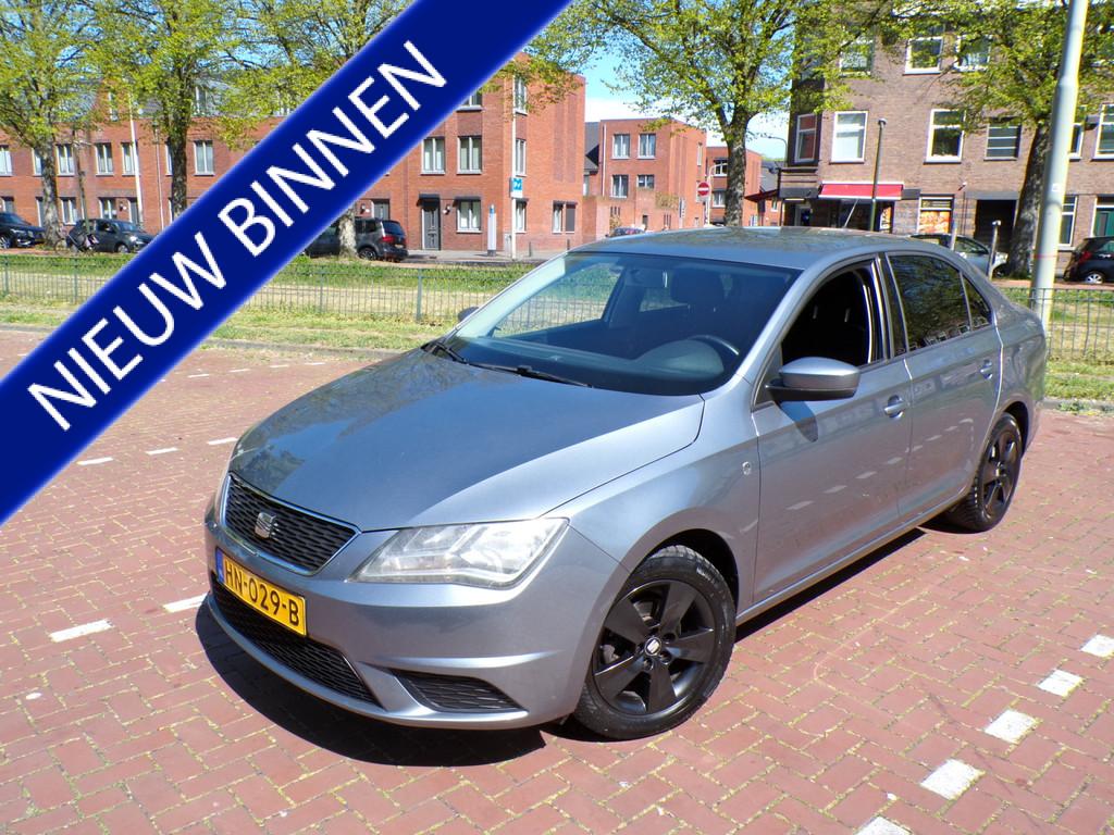 SEAT Toledo 1.2 TSI Enjoy 5 deurs hb (bj 2013), Voorwielaandrijving, Euro 5, Gebruikt, 4 cilinders