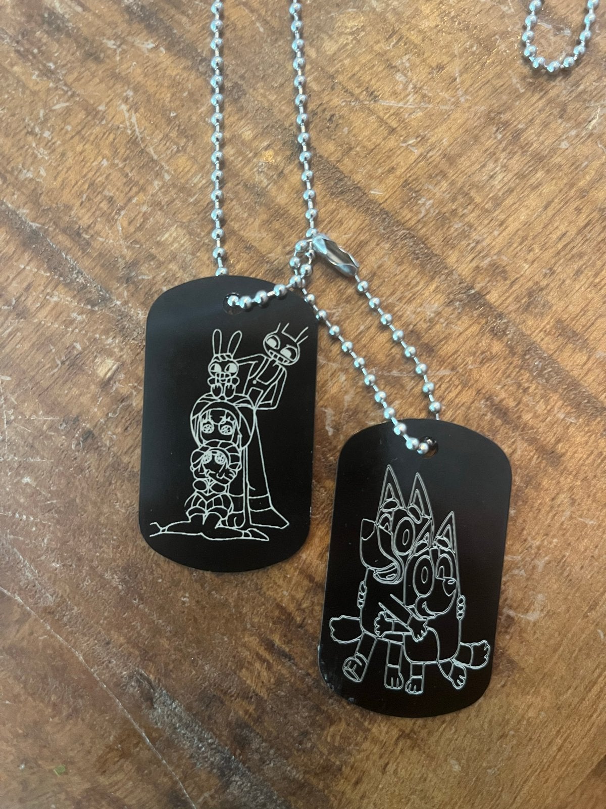 Gegraveerde Dog Tags - Aluminium met Ketting, Sieraden, Tassen en Uiterlijk, Zwart, Nieuw, Ophalen of Verzenden, Overige materialen
