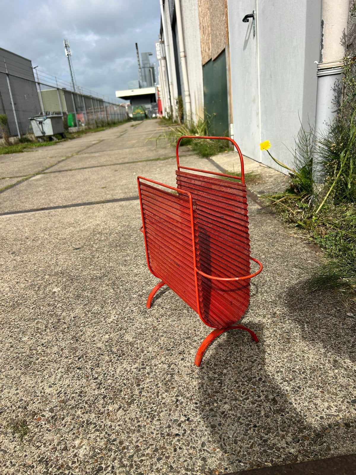 Iconisch tijdschriftenrek Artimeta jaren 50 Mathieu Matégot, Huis en Inrichting, Vintage, Vintage, Gebruikt, Artimeta