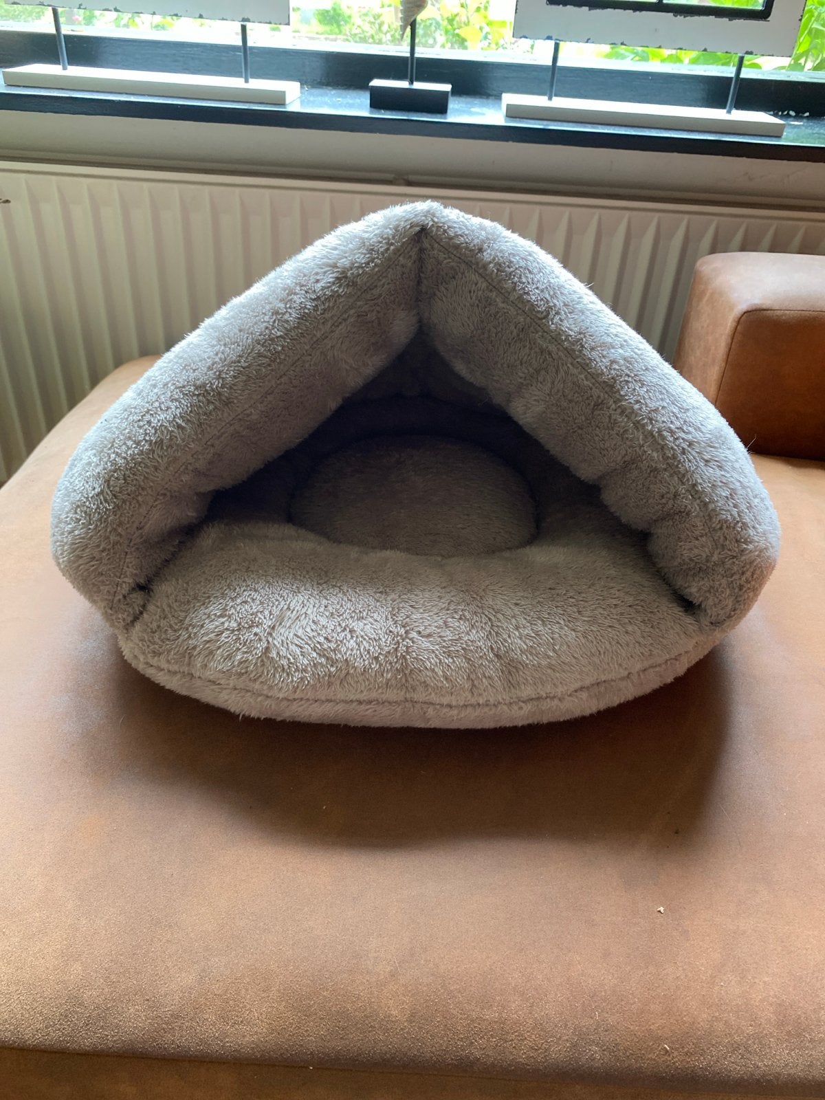 Kattenholletje, Ophalen of Verzenden, Zo goed als nieuw, Pluche
