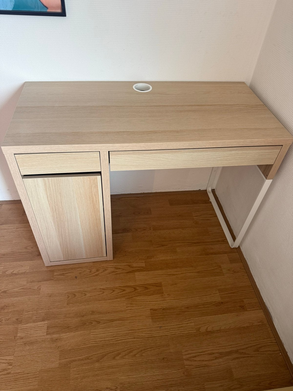 IKEA Micke bureau met lade en kastje, licht hout, Ophalen, Gebruikt, Met lades, Spaanplaat of MDF