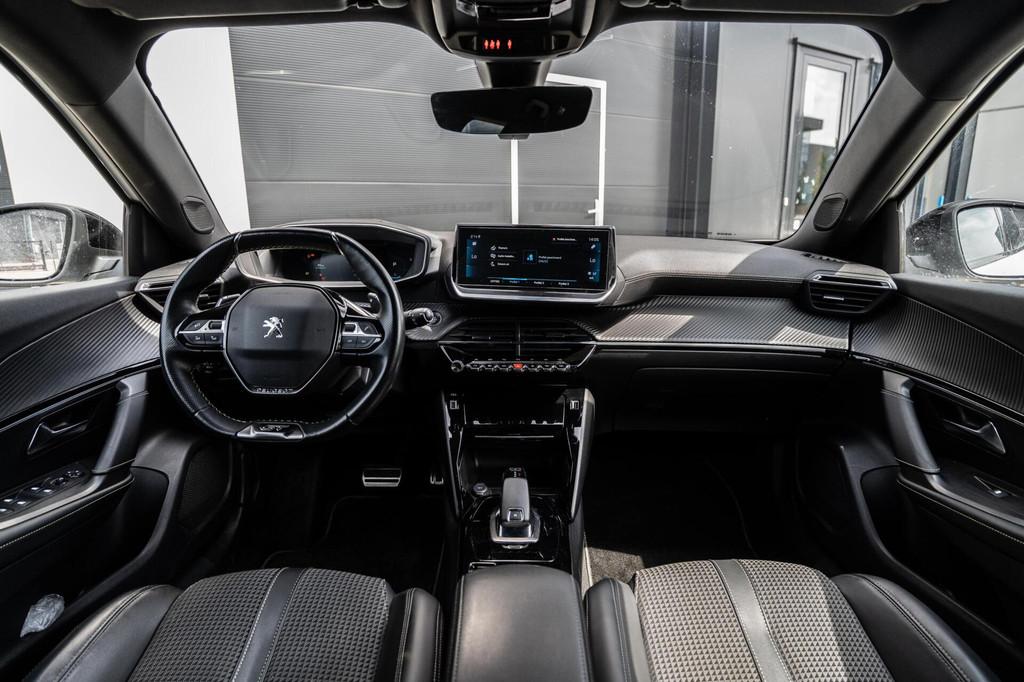 Peugeot 2008 1.2 PureTech GT Pack Carplay|360 Cam|Navi|Vol!, Zwart, 1199 cc, Leder en Stof, Wit
