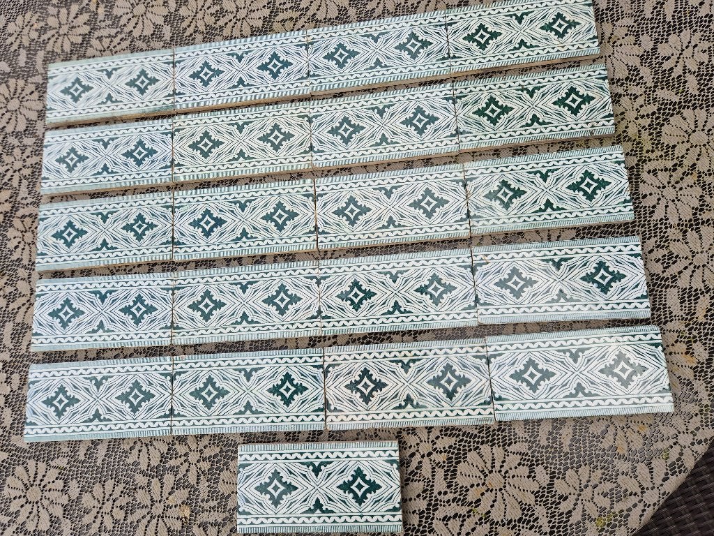 76 randtegels 15 x 7,5cm Art nouveau tegels blauwgroen decor, Ophalen