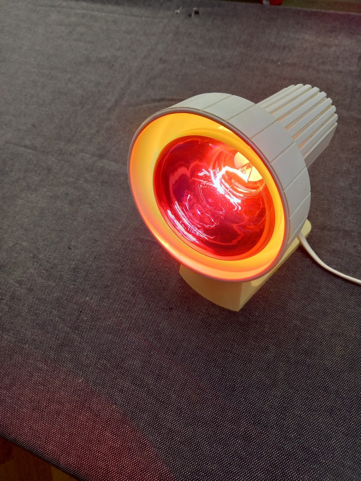 Vintage jaren '70 infrarood lamp., Kunststof, Gebruikt, Vintage, Wit