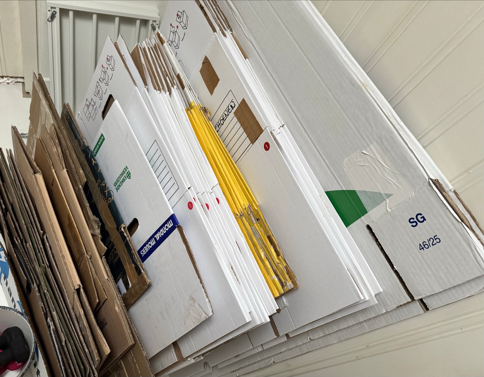 33 Verhuisdozen en opslagdozen - Diverse maten en merken, Ophalen, 100 cm of meer, Opvouwbaar, 60 cm of meer