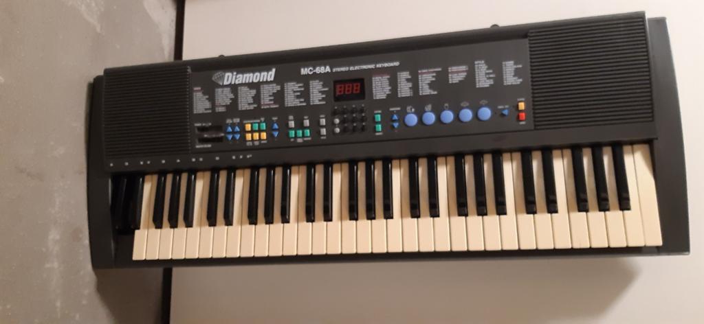 DIAMOND KEYBOARD, Muziek en Instrumenten, Ophalen of Verzenden, 61 toetsen, Overige merken