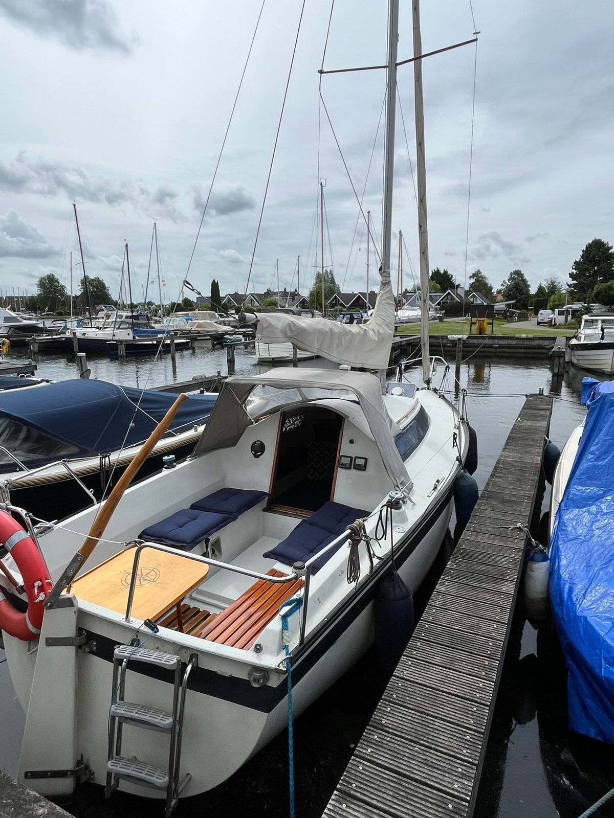 Dufour 24 met inboard 1 cil. 8pk Renault Marine dieselmotor, Ophalen, Binnenboordmotor, Dufour, Diesel