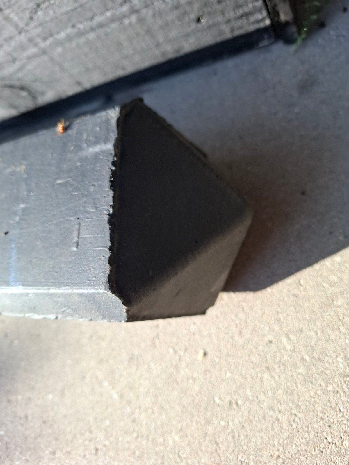 Zwart gecoate betonnen schuttingpaal 2.45m, Tuin en Terras, Schuttingen, Ophalen, Overige materialen, Gebruikt, Minder dan 3 meter