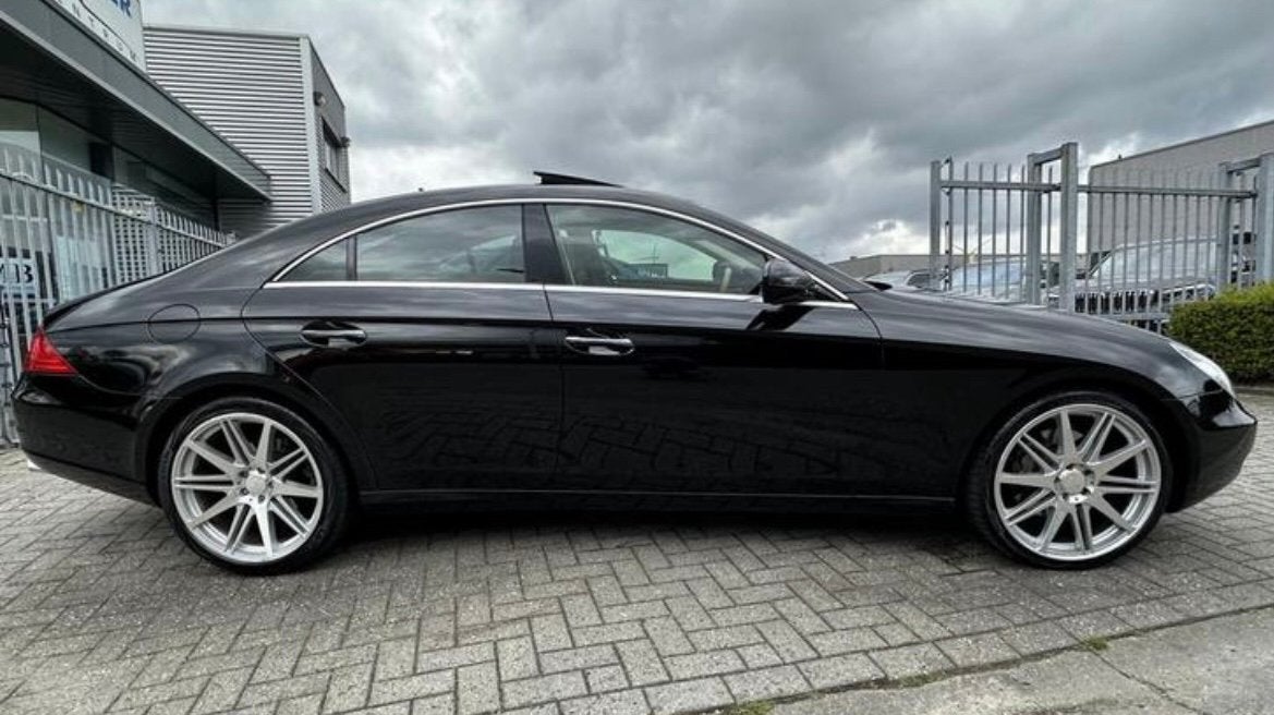Mercedes-Benz CLS 3.5 Cls350 CGI AUT 129.750 km. 2009 Zwart, Auto's, Automaat, Achterwielaandrijving, Beige, 4 stoelen