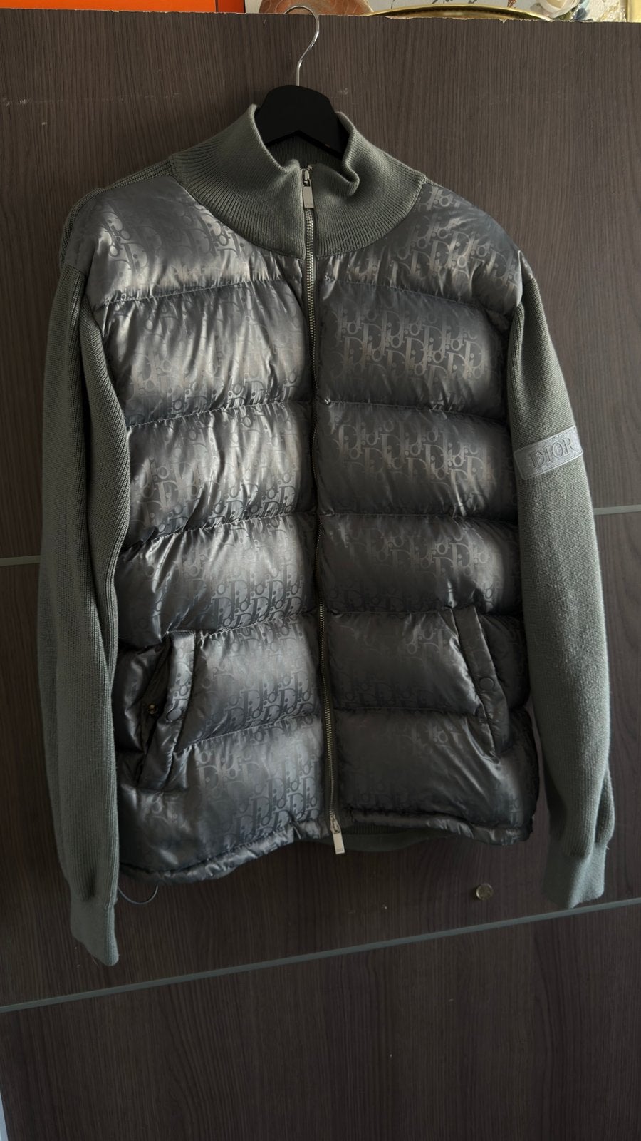 Dior Monogram Puffer Jacket met gebreide mouwen, Ophalen of Verzenden, Zo goed als nieuw, Maat 52/54 (L), Grijs