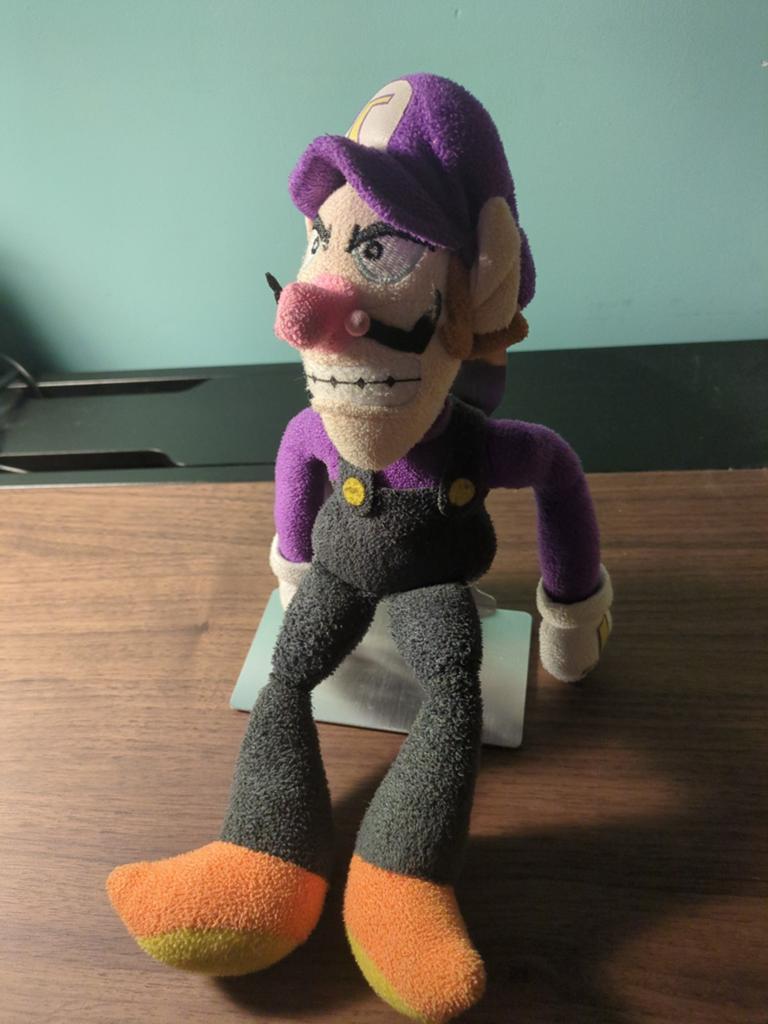 Waluigi knuffel Super Mario Nintendo, Gebruikt, Overige typen, Met label, Nintendo