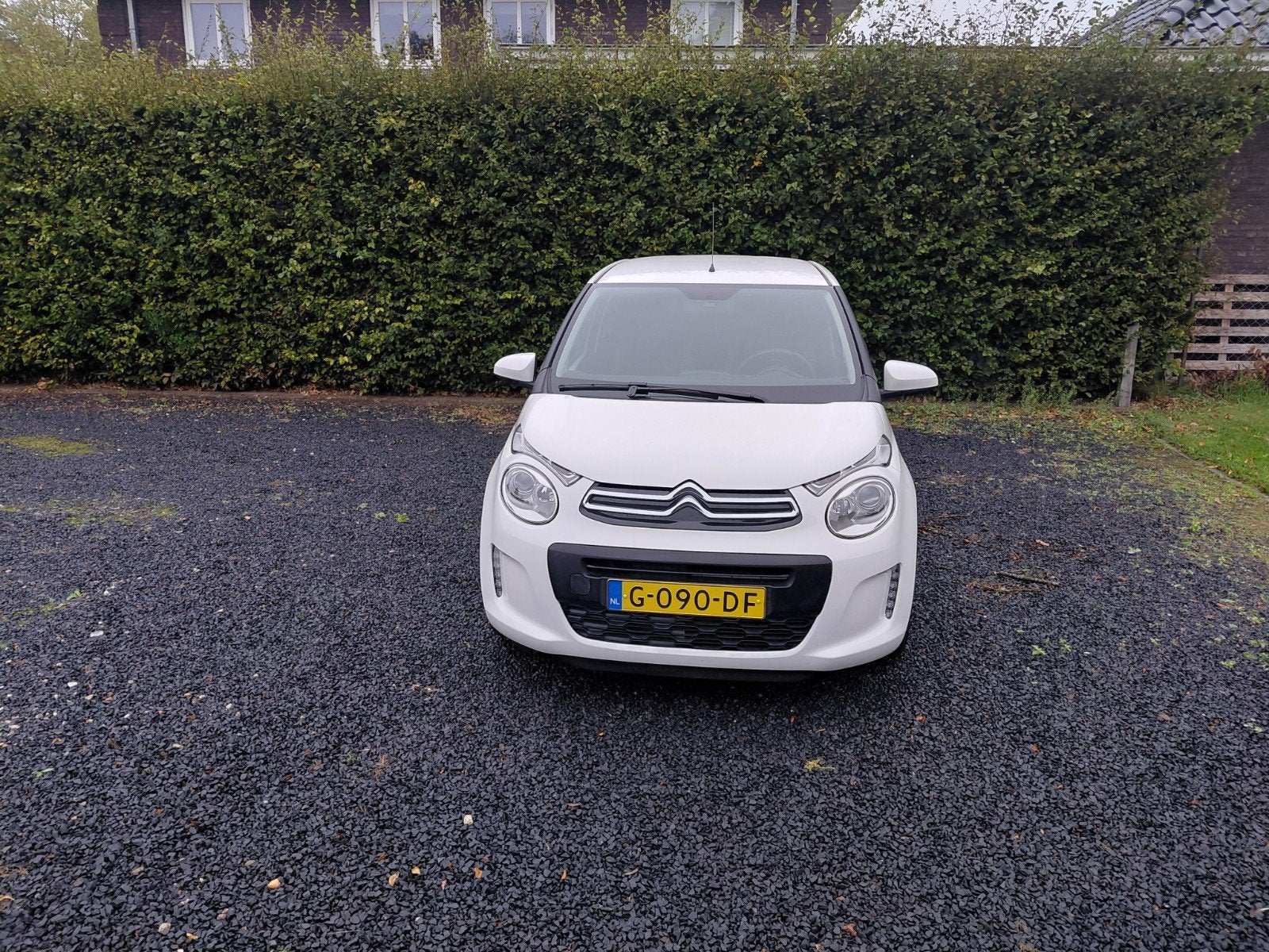 Citroën C1 1.0 VTi 72PK S&S 5D 2019 Wit, Auto's, Voorwielaandrijving, Dealer onderhouden, Stof, Zwart