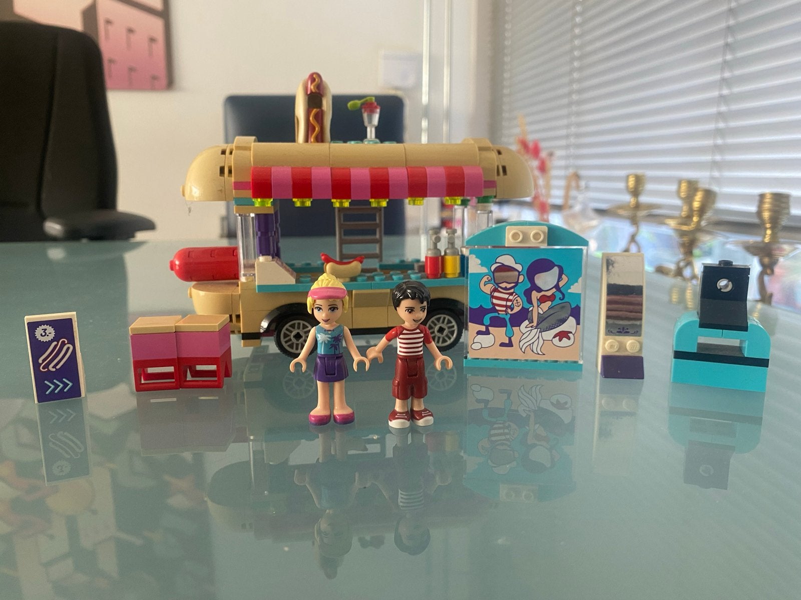LEGO Friends 41129: Hotdog Foodtruck, Lego, Friends, Ophalen of Verzenden, Zo goed als nieuw