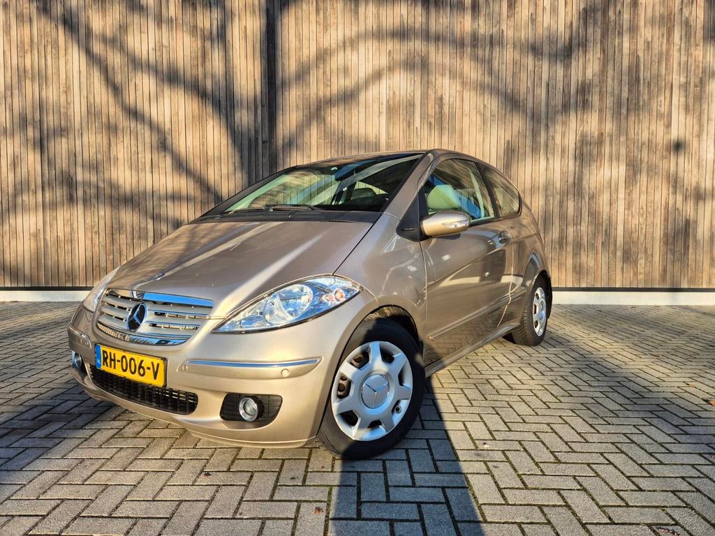 Mercedes-Benz A-Klasse A170 automaat 170dkm Airco Leder inru, Beige, 4 cilinders, Beige, Leder