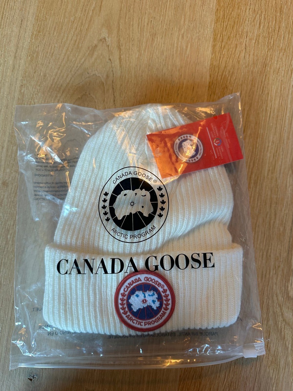 Canada Goose Muts - Nieuw met labels, Verzenden, Nieuw, Muts