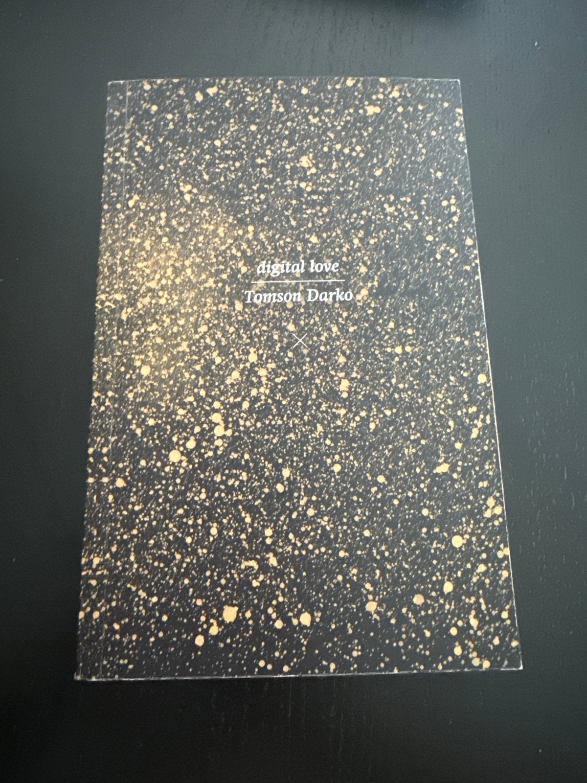 Digital Love - Tomson Darko (Boek), Boeken, Ophalen of Verzenden, Zo goed als nieuw, Nederland