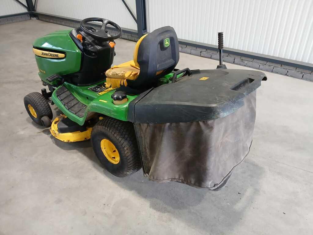 John Deere X 300R zitmaaier, John Deere, JDFCustomerSupport@JohnDeere.com, John-Deere-Strasse 169190
Walldorf, DE, John Deere