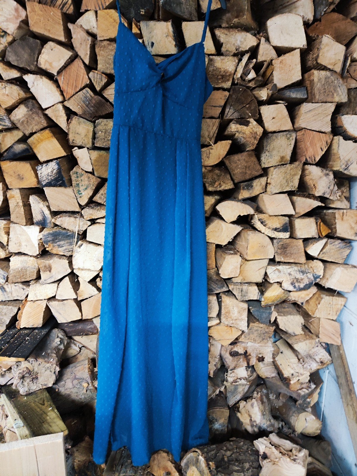Elegante maxi-jurk met open rug en strikdetails, Kleding | Dames, Jurken, Blauw, Ophalen of Verzenden, Maat 36 (S), Onder de knie
