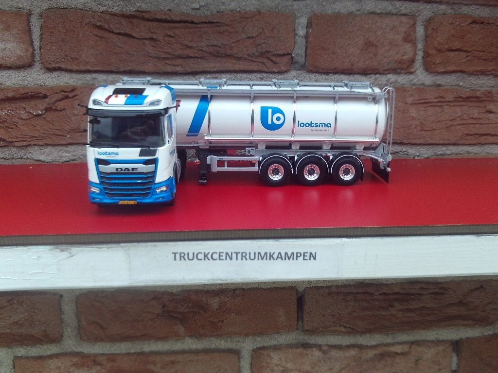 WSI  Daf  XG  4 x 2 + Tank  Trailer  van  Lootsma., Hobby en Vrije tijd, Ophalen of Verzenden, Nieuw, Bus of Vrachtwagen, Wsi