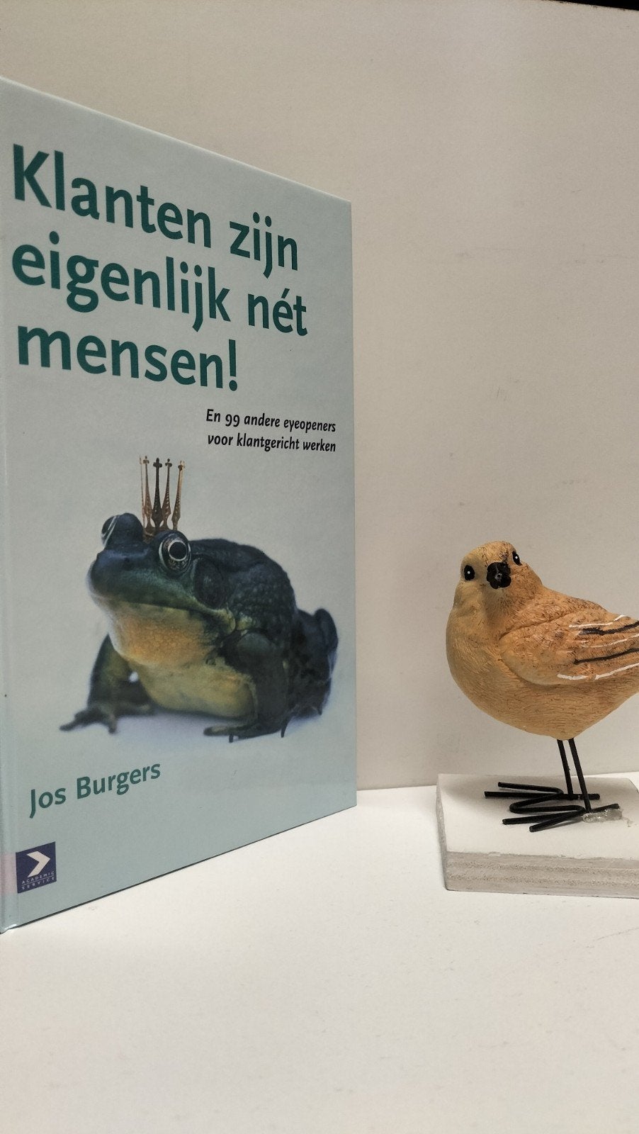 Burgers, Jos; Klanten zijn eigenlijk net mensen, Ophalen of Verzenden, Gelezen, Management