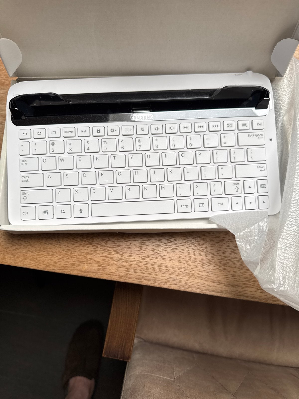 Samsung Galaxy Tab Keyboard Dock - Wit (Nieuwstaat), Ophalen, Qwerty, Zo goed als nieuw, Bedraad