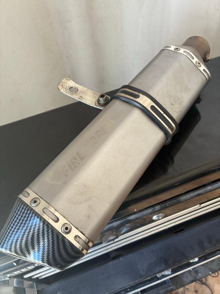 Fire Torch Uitlaatdemper Motor bv GTS, Motoren, Ophalen of Verzenden, Gebruikt