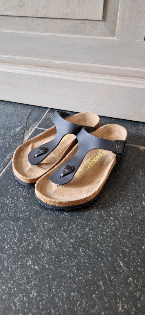 Te koop nieuwe Birkenstock slippers, Slippers, Zwart, Nieuw, Ophalen of Verzenden