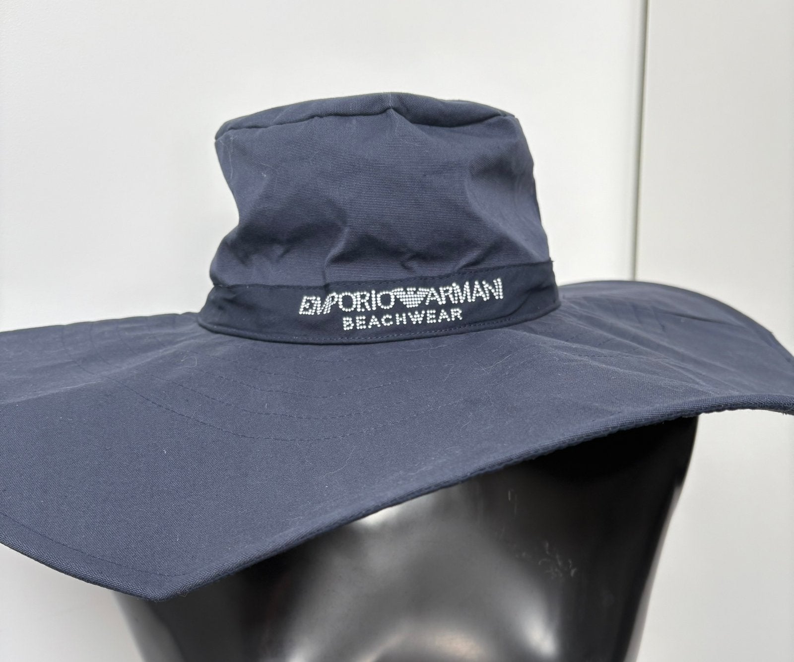 Emporio Armani Hat perfect condition S/M, Ophalen of Verzenden, Zo goed als nieuw, 57 cm (M, 7⅛ inch) of minder, Hoed