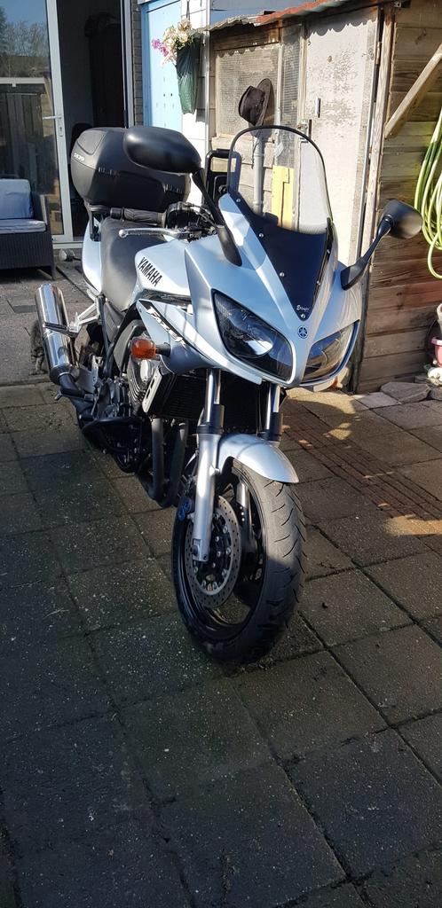 YAMAHA FZS600 FAZER - NOG MAAR 29000 gelopen - bj 2002, Particulier, Toermotor