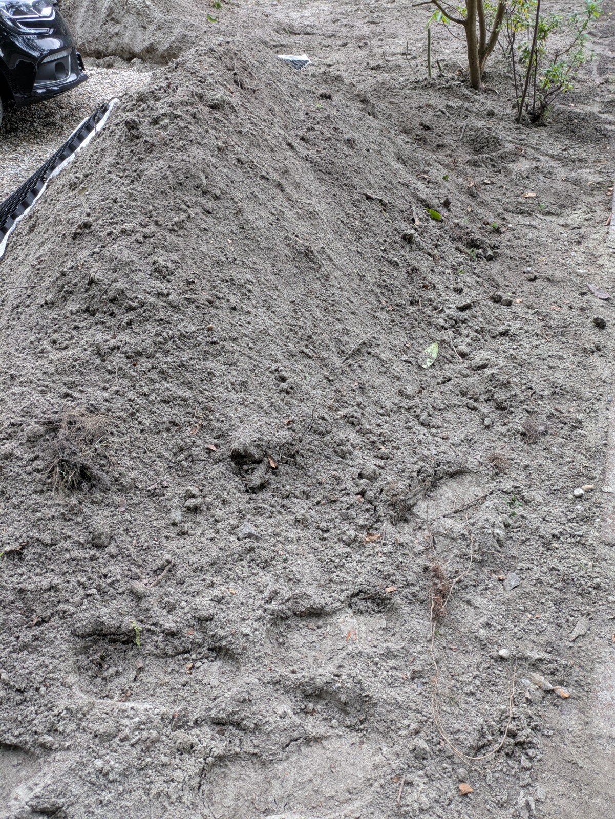 Gratis af te halen: grond uit eigen tuin (beetje zand erin), Ophalen