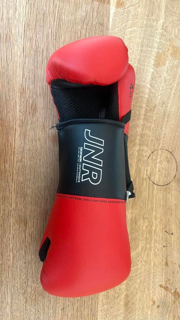 Zgan boks handschoenen. Niet gebruikt. Helemaal nieuw, Ophalen of Verzenden, Zo goed als nieuw, Bokshandschoenen