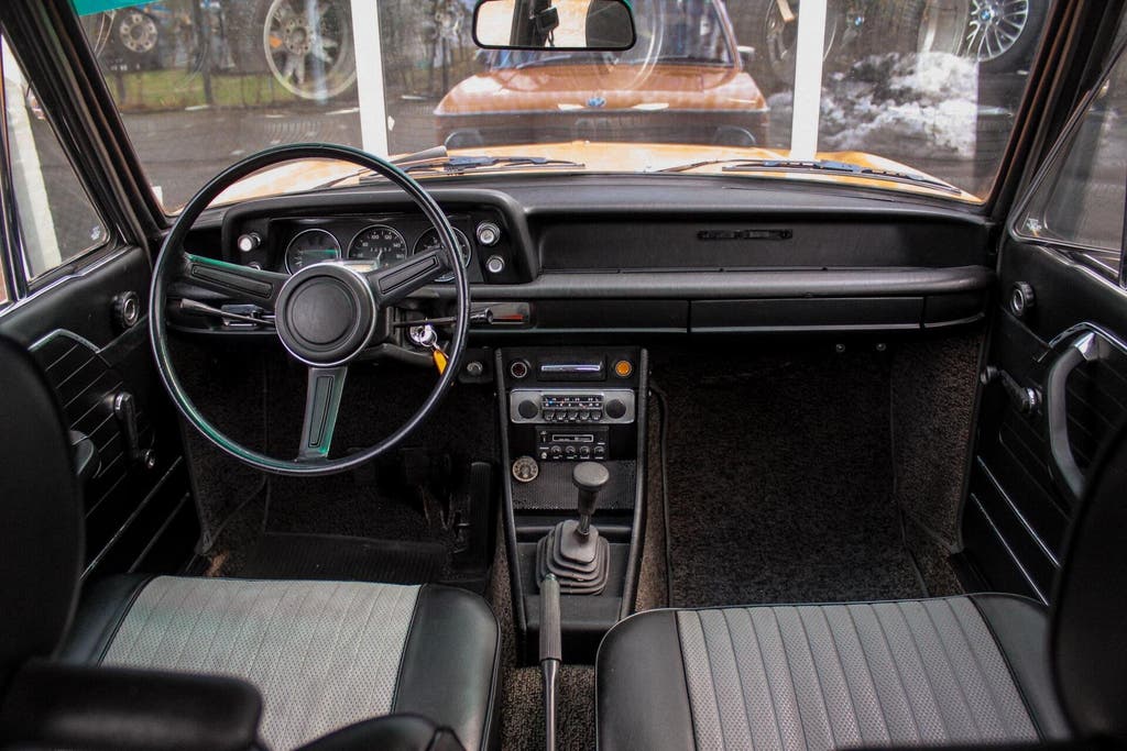 BMW 2000 2.0 Touring 01-1972 | Origineel NL | 1e eigenaar |, foto 3