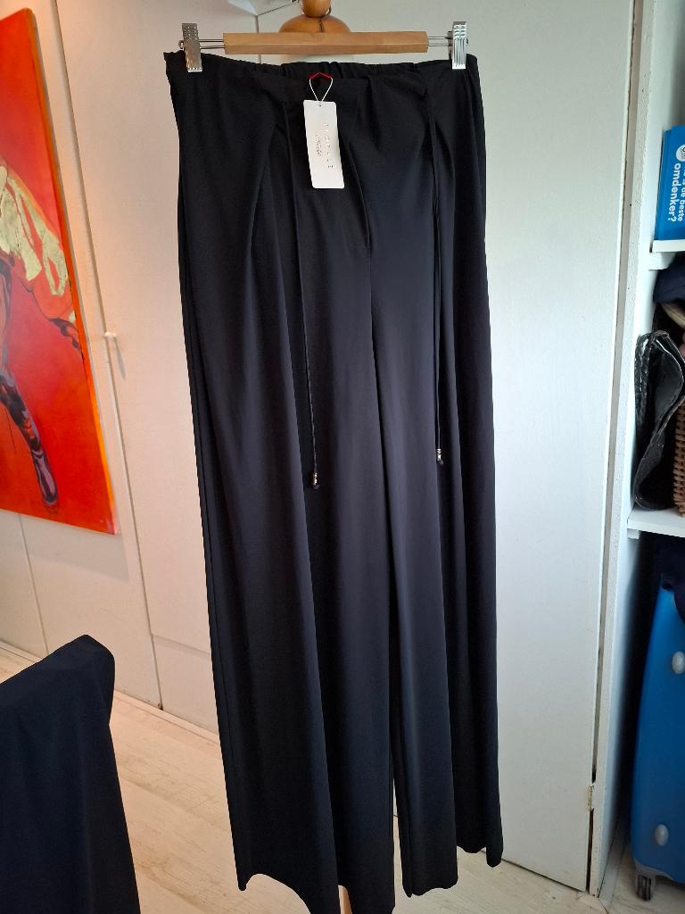 Only-m. Travelstof broek nieuw zwart 42 44, Zwart, Maat 42/44 (L), Nieuw, Ophalen of Verzenden