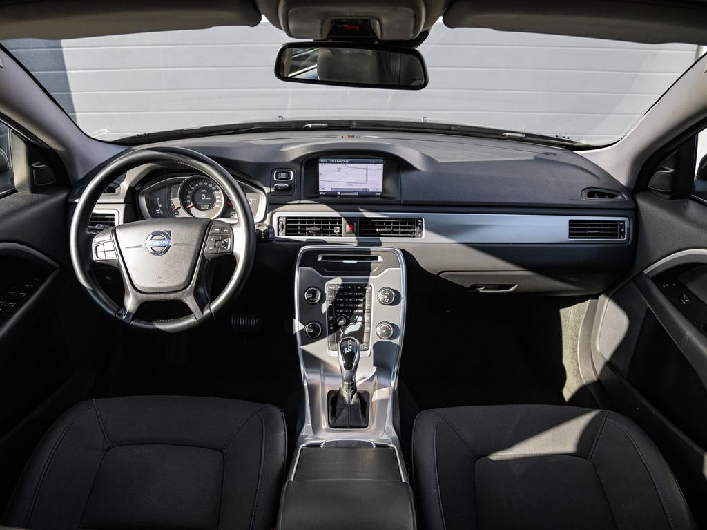 Volvo V70 1.6 D2 Kinetic | Automaat | Navi | Climate control, Auto's, Volvo, Voorwielaandrijving, Euro 5, Stof, Zwart