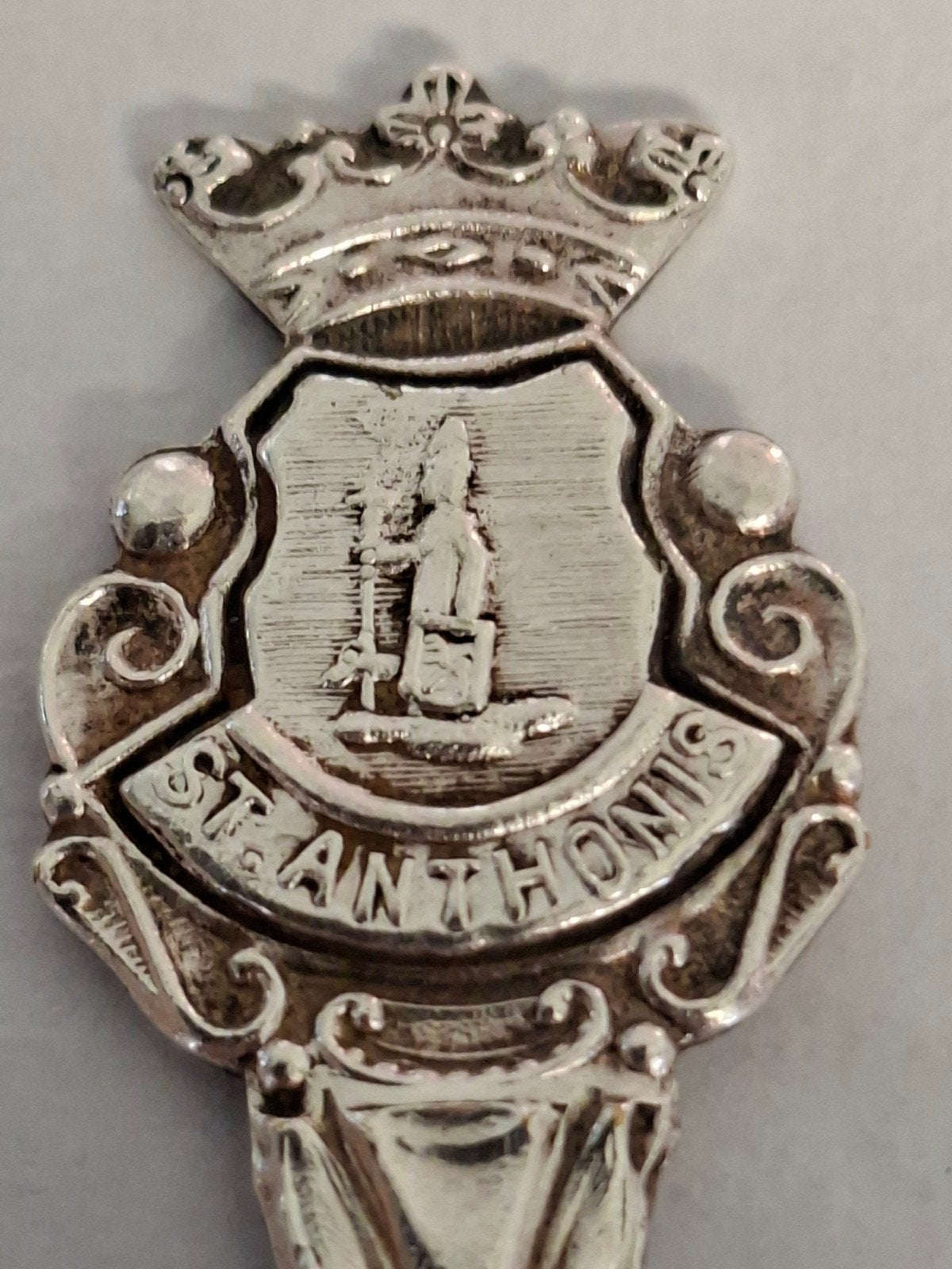 Verzilverde herinneringslepel .St. Anthonis, Antiek en Kunst, Antiek | Bestek, Ophalen of Verzenden