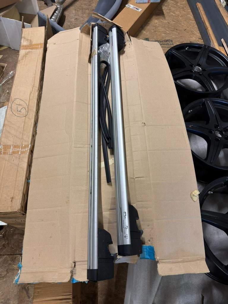 Dakdrager set Mercedes w164 ML / GL, Auto diversen, Dakdragers, Ophalen of Verzenden, Zo goed als nieuw